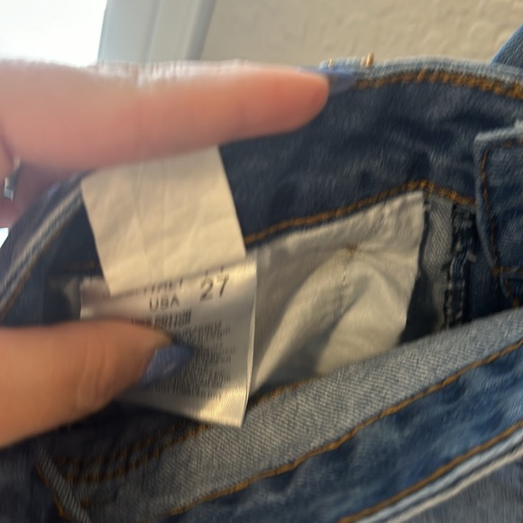 Women's Fashion Nova Distressed Boyfriend Jeans EUC - Picture 3 of 3